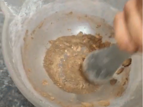 आयुर्वेदिक दवाओं पर महंगाई का प्रहार: सोना-चांदी के दाम बढ़ने से स्वास्थ्य सेवा महंगी