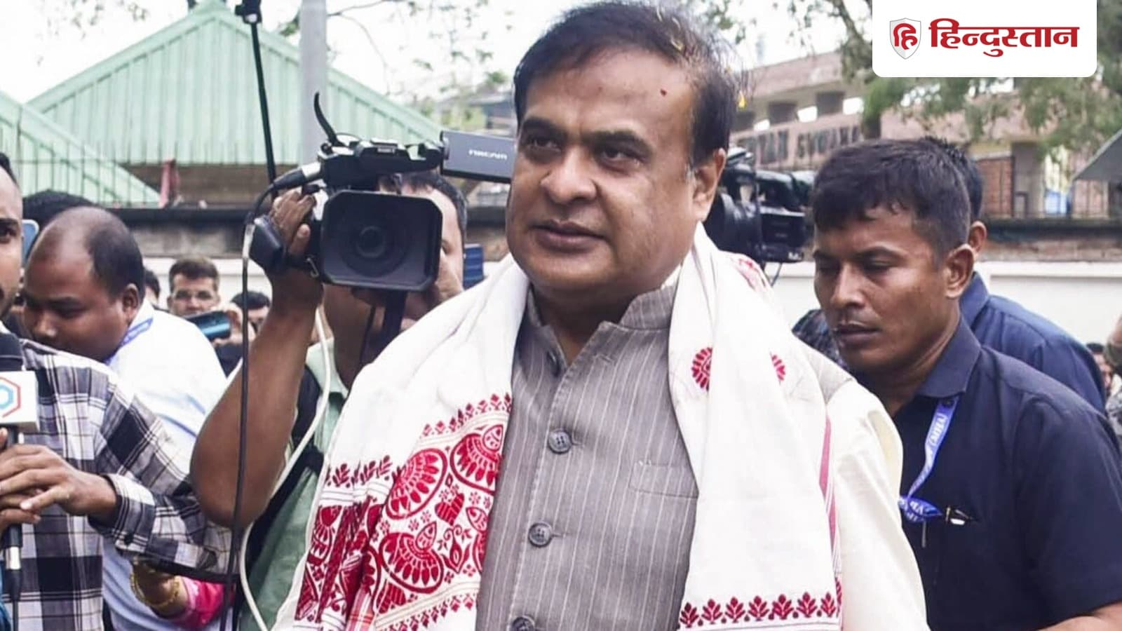 असम के मुख्यमंत्री को जानलेवा धमकी, युवक गिरफ्तार